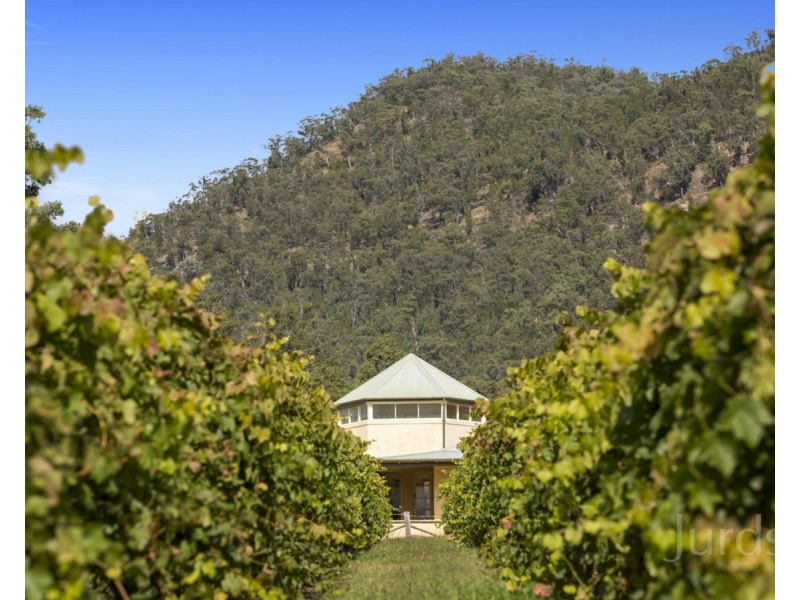 997 Milbrodale Road, Broke NSW 2330