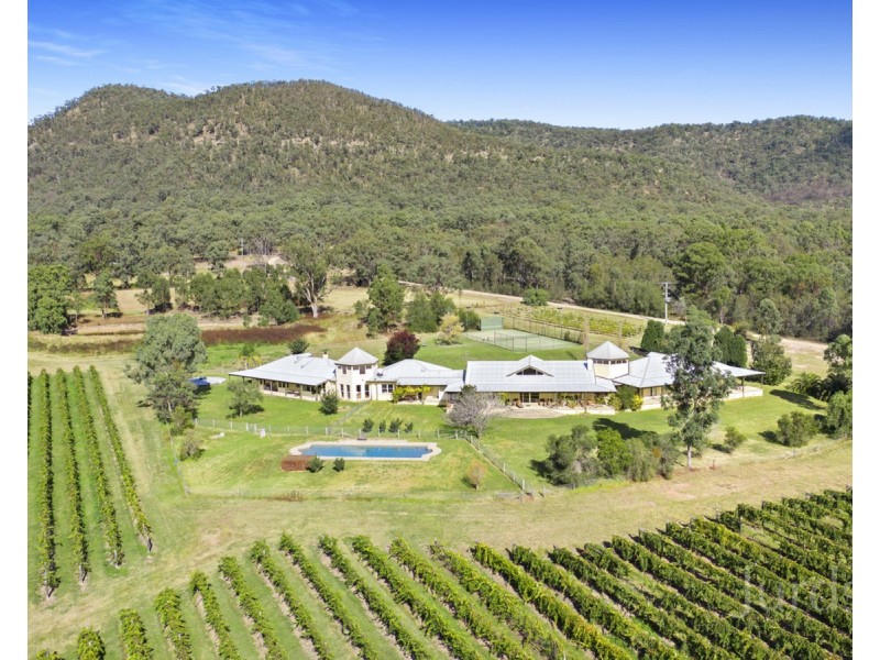 997 Milbrodale Road, Broke NSW 2330