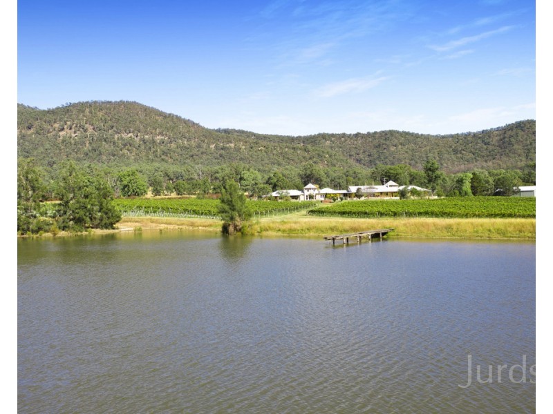 997 Milbrodale Road, Broke NSW 2330