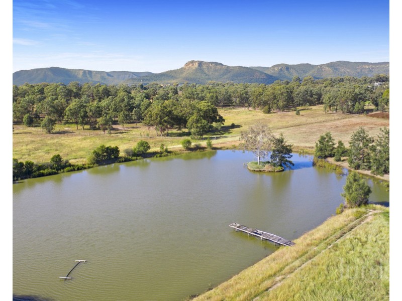 997 Milbrodale Road, Broke NSW 2330