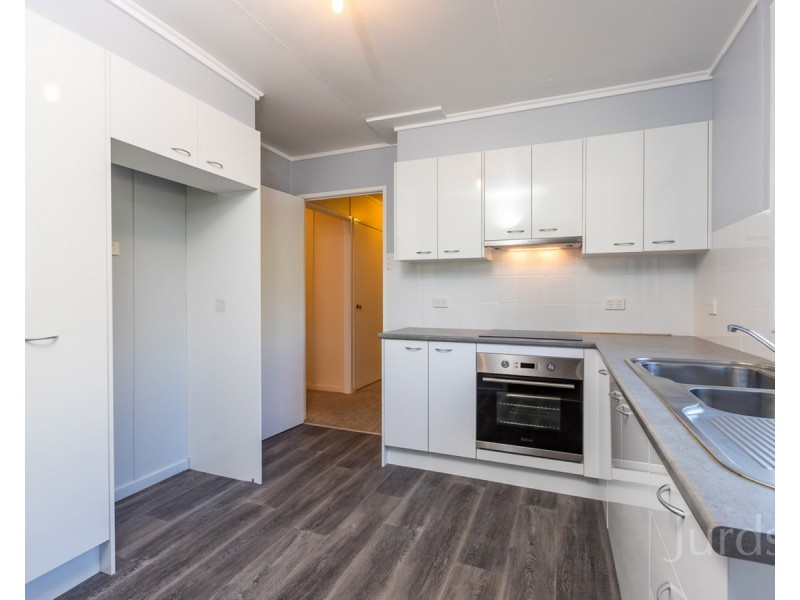 6 Macquarie Avenue, Cessnock NSW 2325