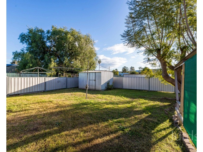6 Macquarie Avenue, Cessnock NSW 2325