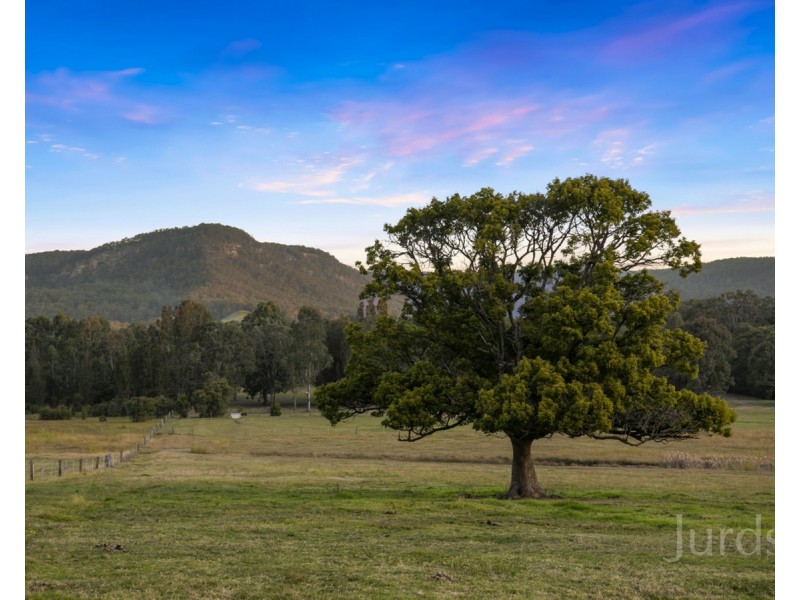 76 Wollong Road, Quorrobolong NSW 2325