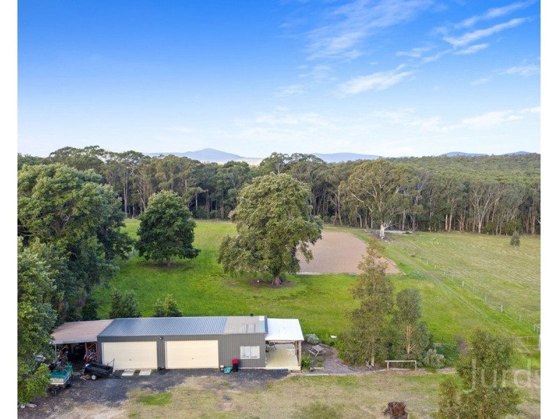 76 Wollong Road, Quorrobolong NSW 2325