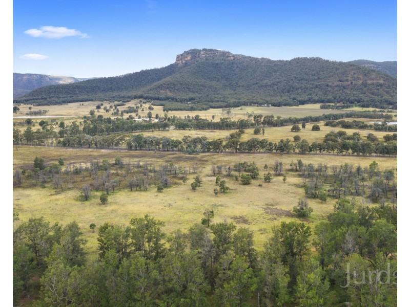 156 Wollombi Road, Broke NSW 2330