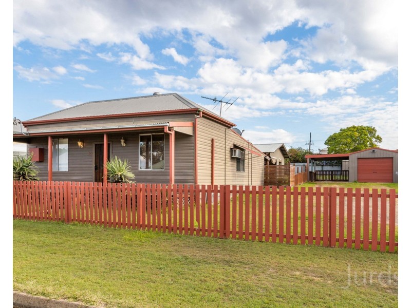 33 Love Street, Cessnock NSW 2325