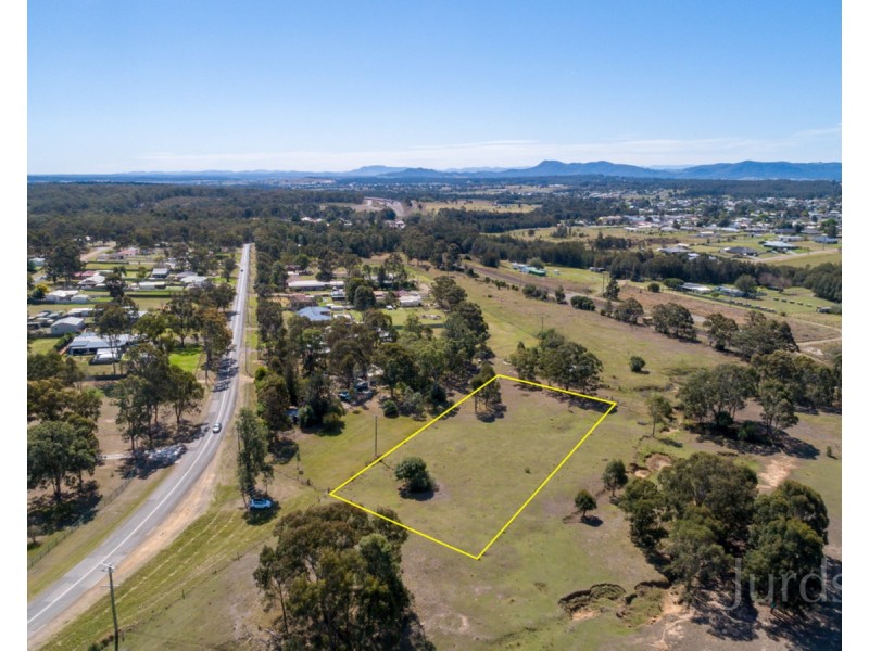 394 Camp Road, Greta NSW 2334
