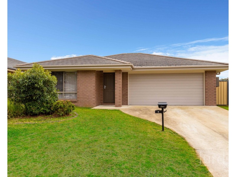 8 Trebbiano Drive, Cessnock NSW 2325