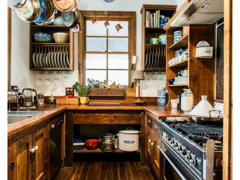 64 Tuckers Lane, North Rothbury NSW 2335