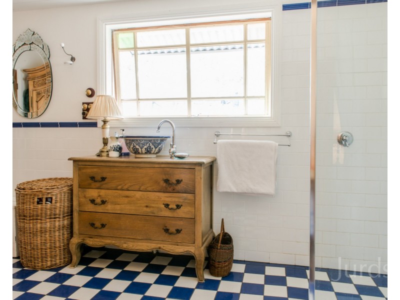 64 Tuckers Lane, North Rothbury NSW 2335