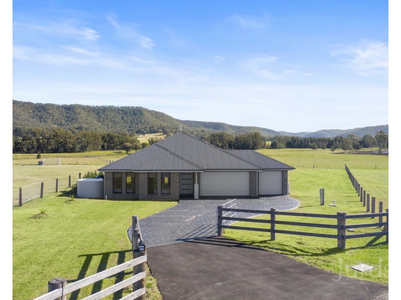 111 Rosehill Road, Millfield NSW 2325