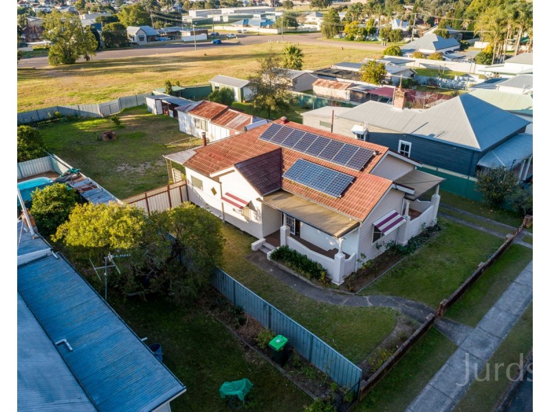 8 Gordon Avenue, Cessnock NSW 2325