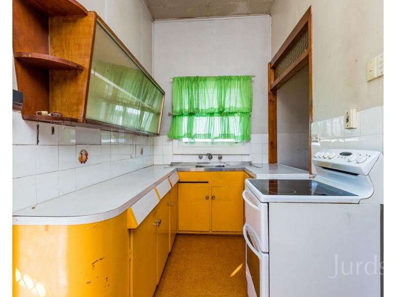 8 Gordon Avenue, Cessnock NSW 2325