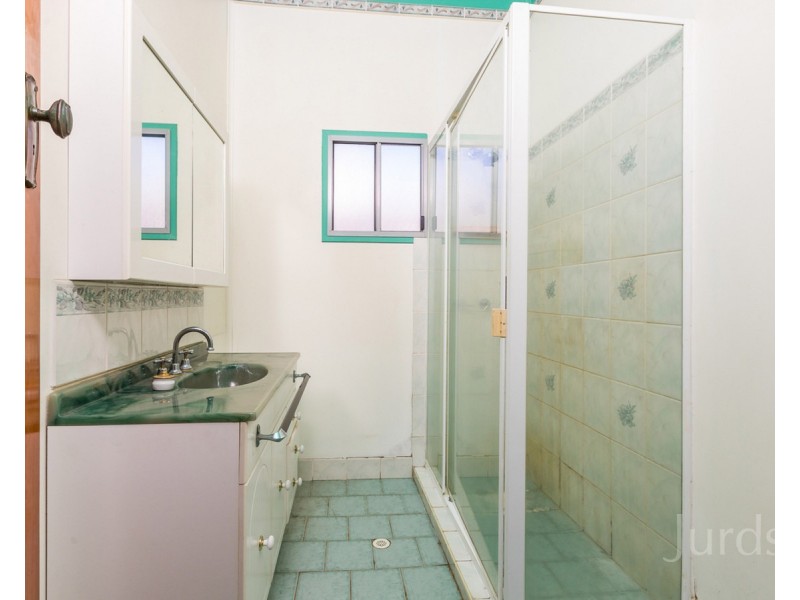 8 Gordon Avenue, Cessnock NSW 2325