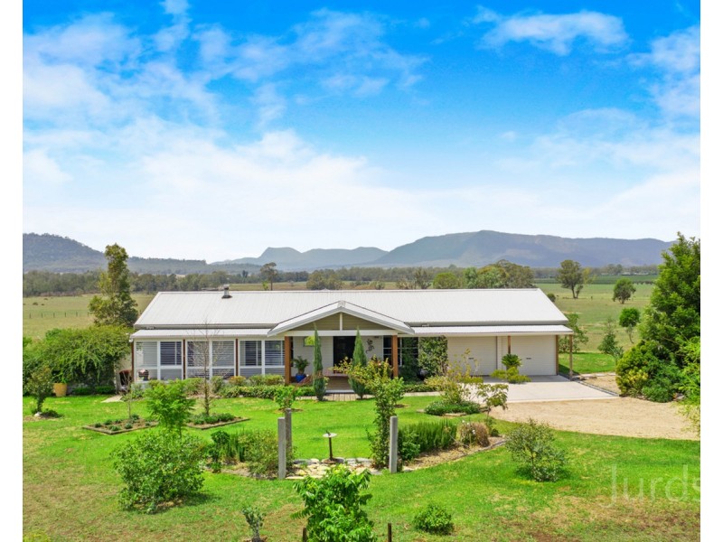 110 Hill Street, Broke NSW 2330