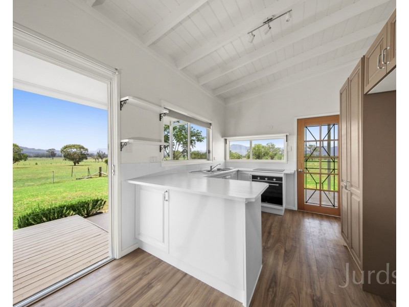 110 Hill Street, Broke NSW 2330