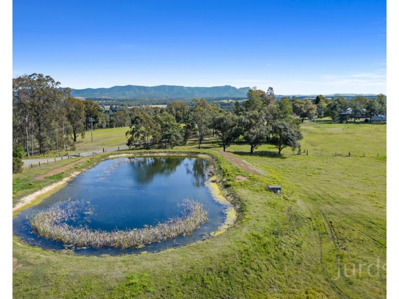 83 Londons Road, Lovedale NSW 2325
