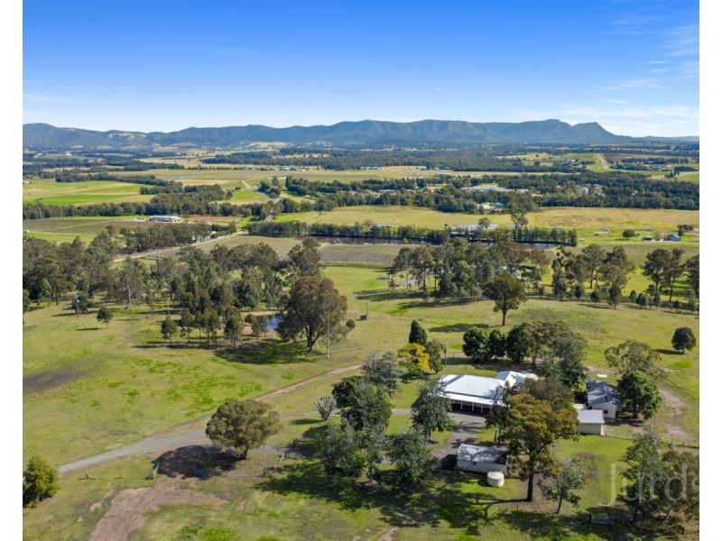 83 Londons Road, Lovedale NSW 2325