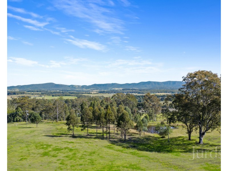 83 Londons Road, Lovedale NSW 2325