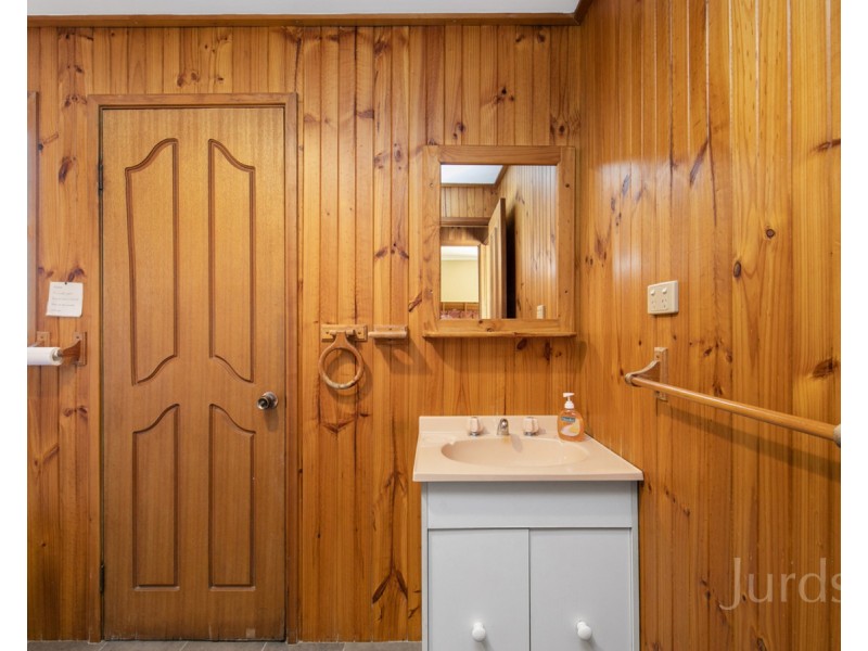 234 Tuckers Lane, North Rothbury NSW 2335