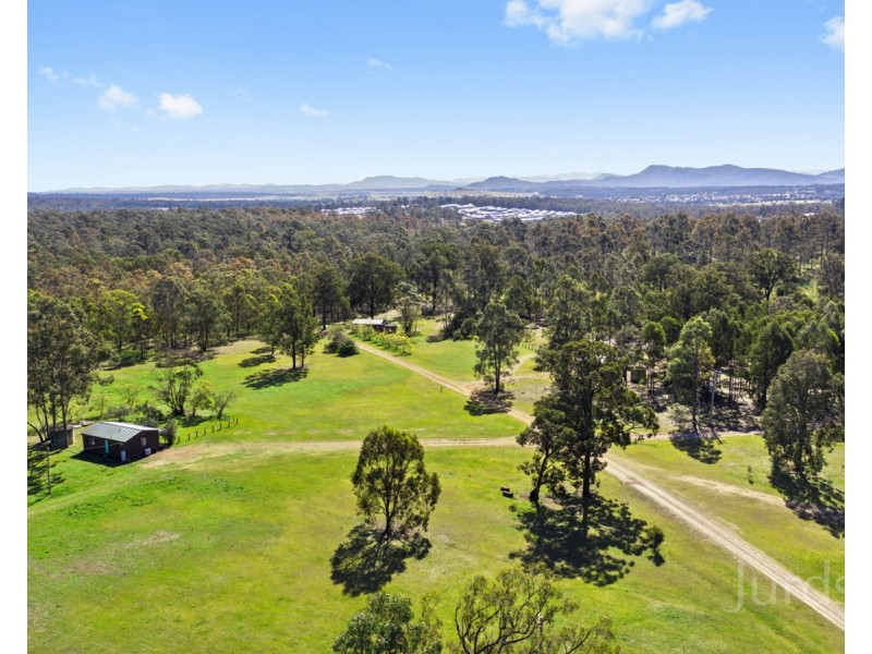 234 Tuckers Lane, North Rothbury NSW 2335