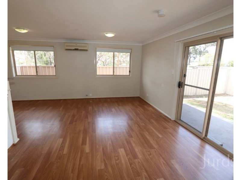 2/59 Deakin Street, Kurri Kurri NSW 2327