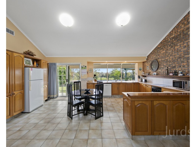 882 Old Maitland Road, Bishops Bridge NSW 2326