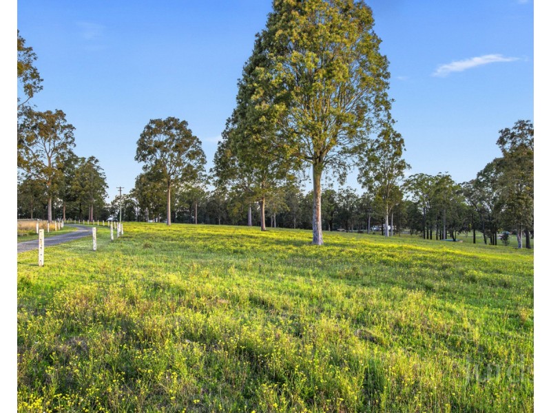 882 Old Maitland Road, Bishops Bridge NSW 2326