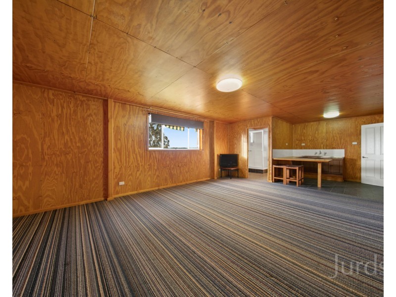 882 Old Maitland Road, Bishops Bridge NSW 2326