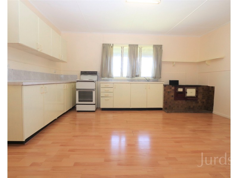 35 Rugby Street, Ellalong NSW 2325