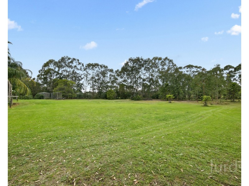 339 Talga Road, Lovedale NSW 2325