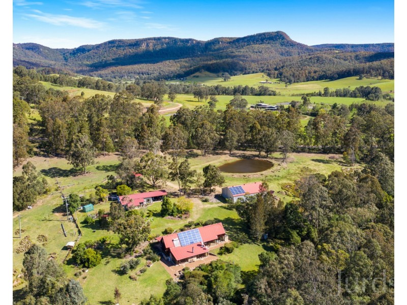 444 Sandy Creek Road, Mount Vincent NSW 2323