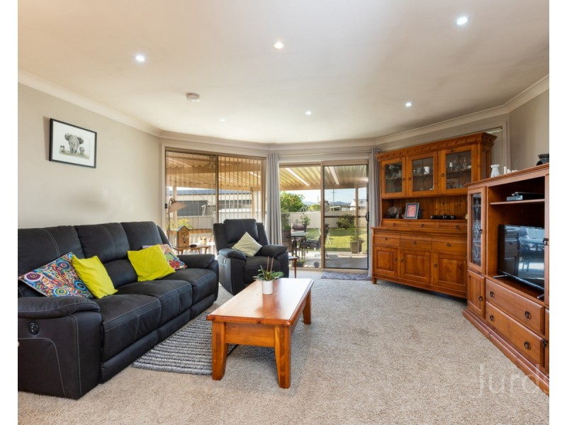 1/74 Yates Street, East Branxton NSW 2335