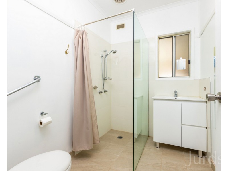 32 Mills Crescent, Cessnock NSW 2325