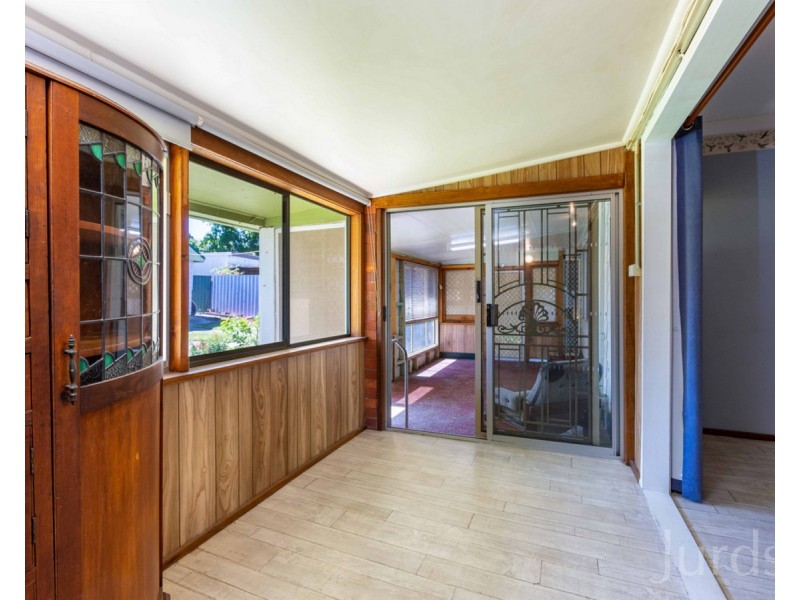 32 Mills Crescent, Cessnock NSW 2325