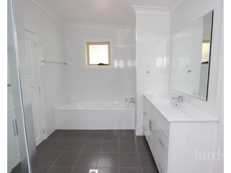 7 Alexander Street, Cessnock NSW 2325