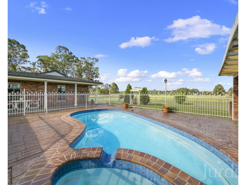 120 Wine Country Drive, Nulkaba NSW 2325