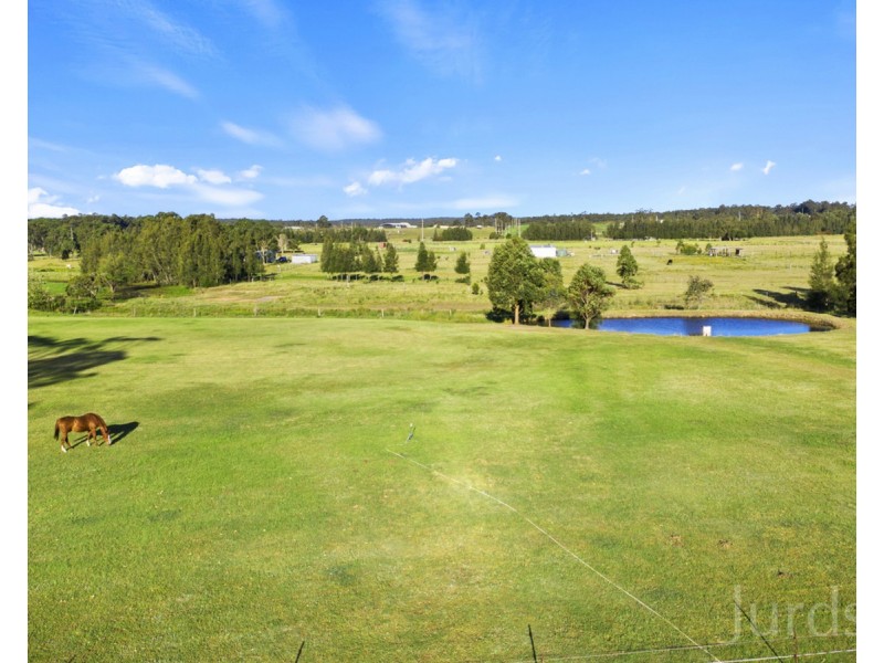 120 Wine Country Drive, Nulkaba NSW 2325