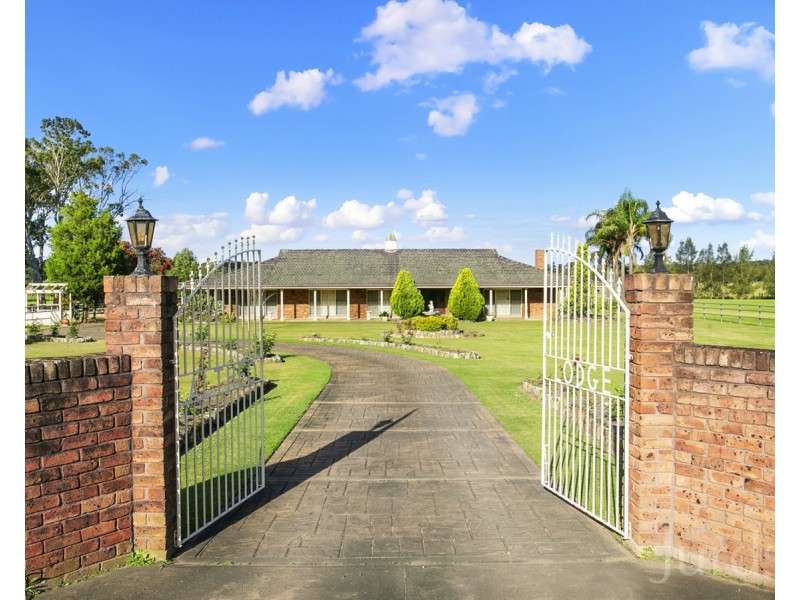 120 Wine Country Drive, Nulkaba NSW 2325
