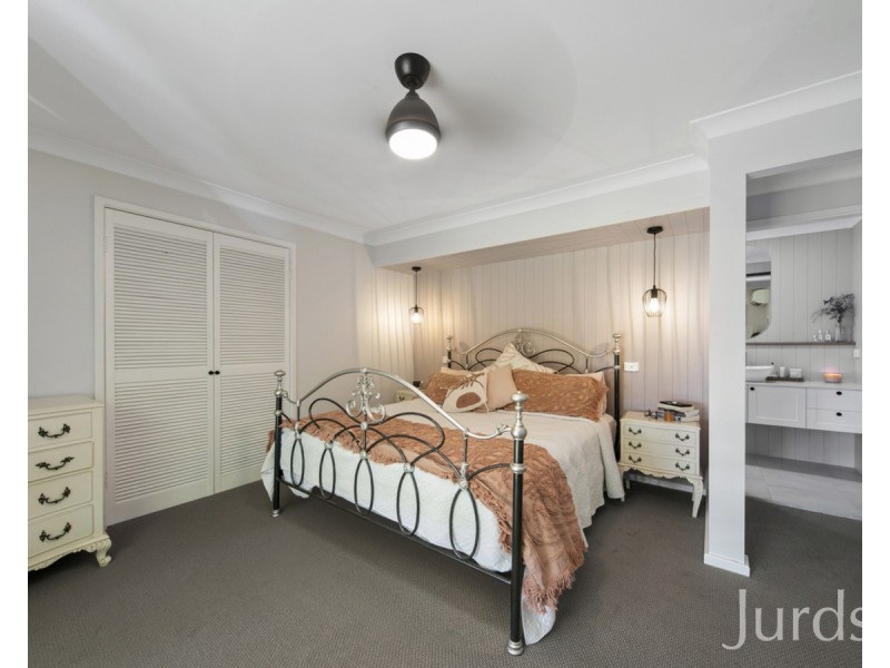 3 The Ballabourneen, Lovedale NSW 2325
