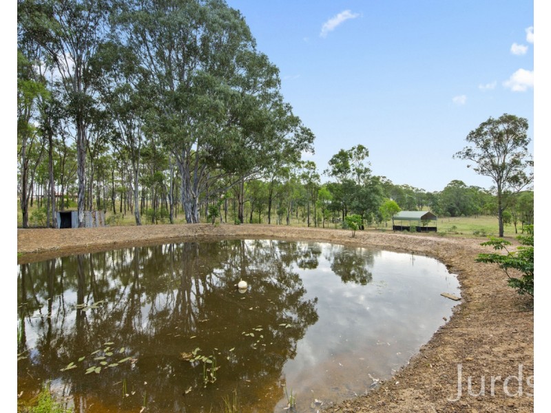 3 The Ballabourneen, Lovedale NSW 2325