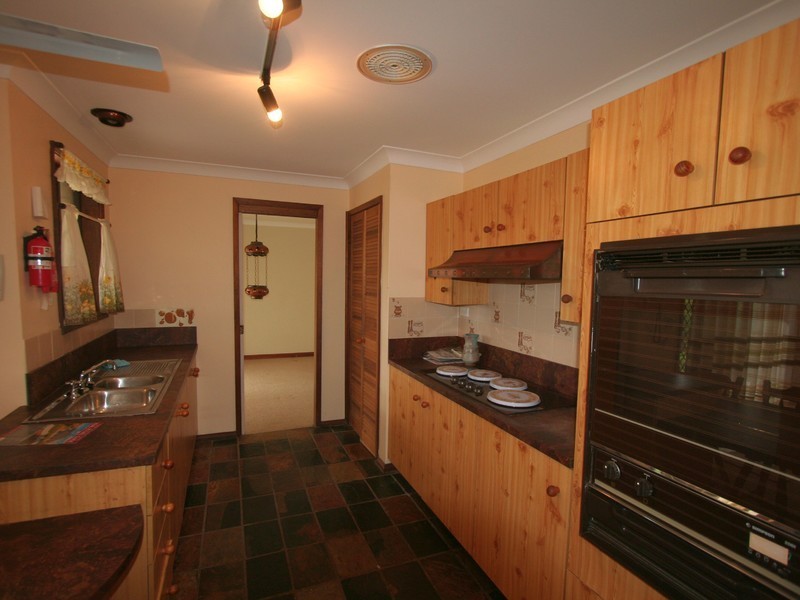 2A Wollombi Road, Cessnock NSW 2325