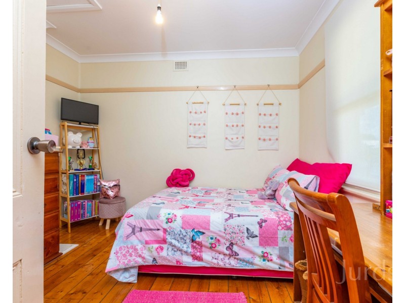 11 Love Street, Cessnock NSW 2325