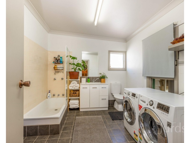 11 Love Street, Cessnock NSW 2325