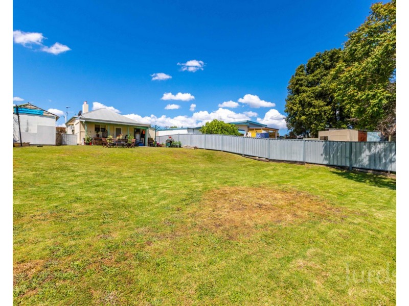 11 Love Street, Cessnock NSW 2325
