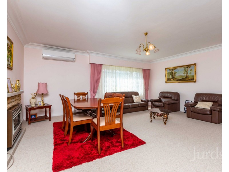 66 Mount View Road, Cessnock NSW 2325