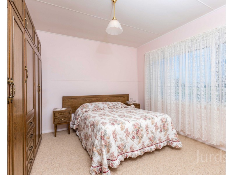 66 Mount View Road, Cessnock NSW 2325