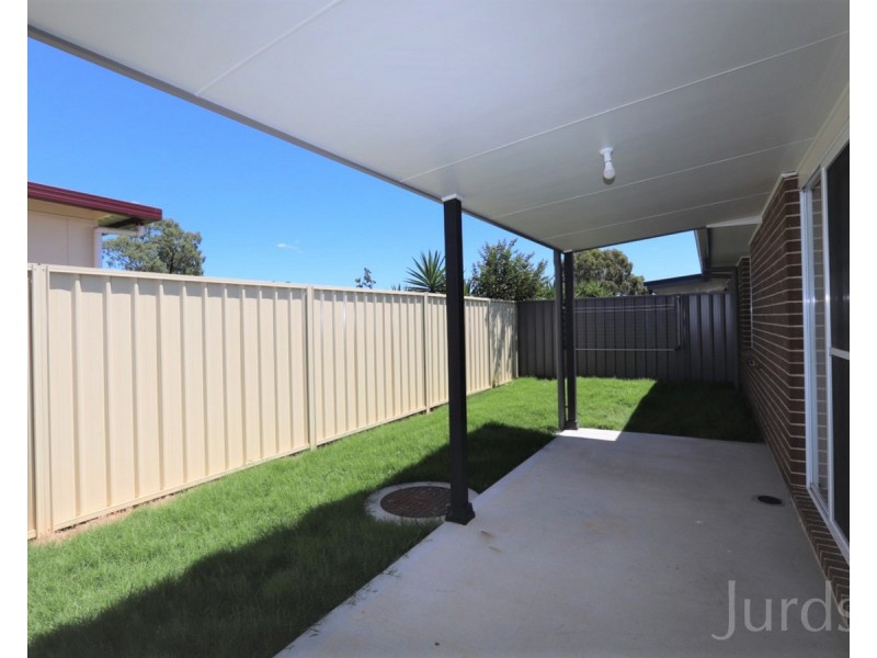 1/12B Charlton, Bellbird NSW 2325
