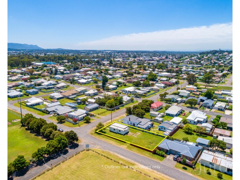 10 Fourth Street, Cessnock NSW 2325