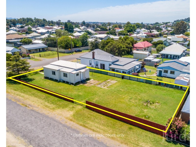 10 Fourth Street, Cessnock NSW 2325